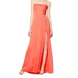 BCBGMAXAZRIA ENYAS DRESS IN SIZE 10